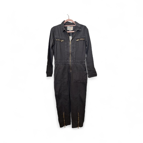 FREE PEOPLE x Sandrine
Rose Charcoal Linen Zip Jumpsuit
Slouchy Utility XS NWT - Picture 4 of 14